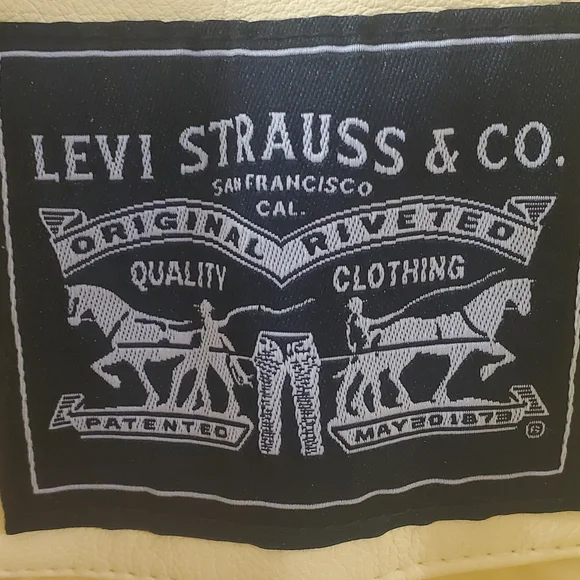 Levi's Women's Bright Yellow Moto Faux Leather Jacket. Sz XL - Picture 2 of 9